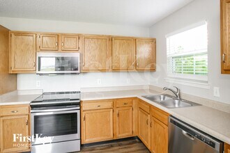 1902 Cold Spring Dr in Brownsburg, IN - Foto de edificio - Building Photo