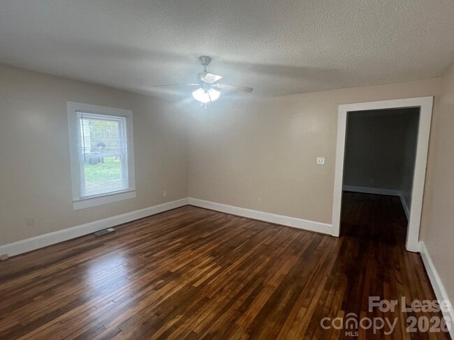 1375 Mt Ulla Hwy in Mooresville, NC - Building Photo - Building Photo