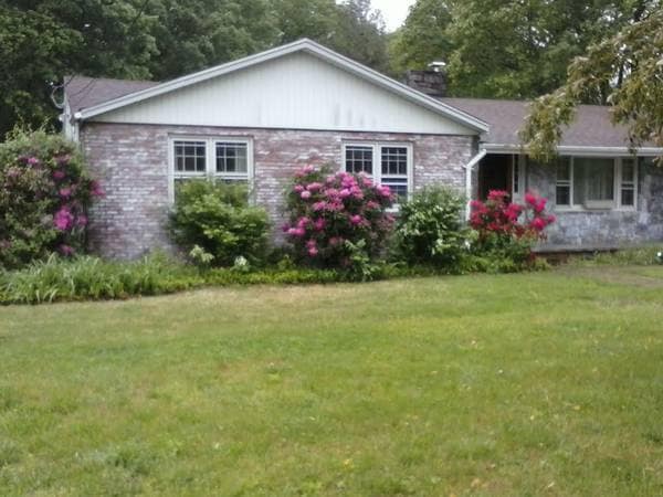 79 Owens Ln, Unit B