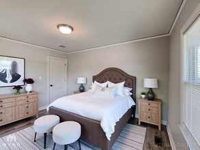 837 Northview Dr in Forest Park, GA - Foto de edificio - Building Photo