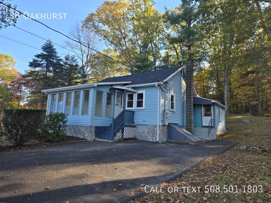 38 Oakhurst Rd in Hopkinton, MA - Building Photo