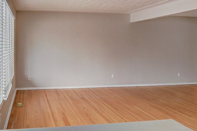 315 Rosemount Dr in Kitchener, ON - Building Photo - Building Photo