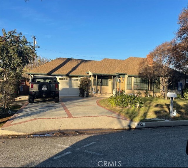 223 N Lang Ave in West Covina, CA - Building Photo