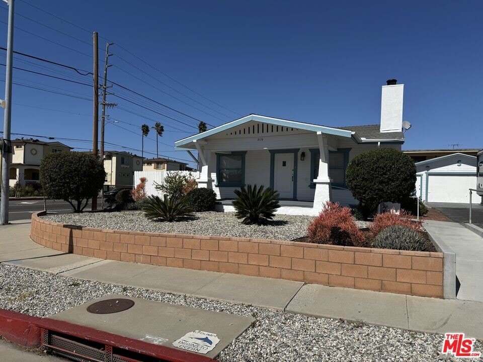 2173 W 237th St in Torrance, CA - Building Photo