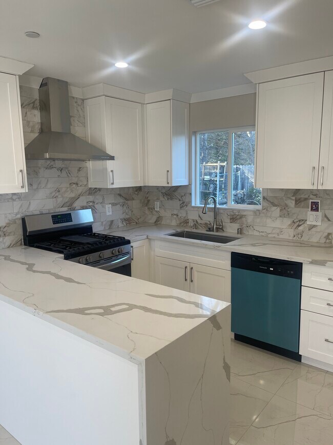 18706 Brasilia Dr in Porter Ranch, CA - Building Photo - Building Photo
