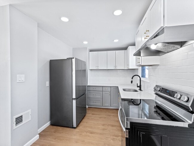 property at 326 Driscoll Ave