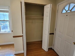 1505 Key Blvd, Unit APT A in Arlington, VA - Building Photo - Building Photo