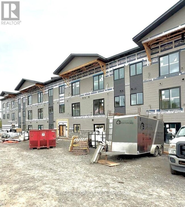 property at 2380-2380 Cléroux Crescent