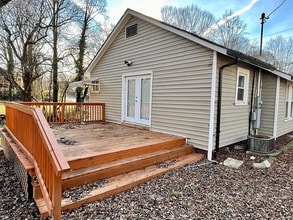 1108 Moss Ave in Kannapolis, NC - Building Photo - Building Photo