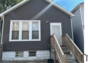 315 S Sacramento Blvd in Chicago, IL - Building Photo
