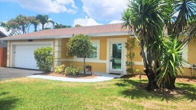 9309 Gettysburg Rd in Boca Raton, FL - Building Photo - Building Photo