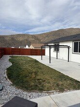 17824 Davis Meadow Ct in Reno, NV - Foto de edificio - Building Photo