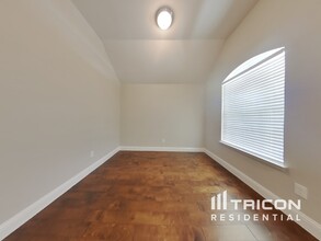 3600 Meadowtrail Ln in Denton, TX - Building Photo - Building Photo