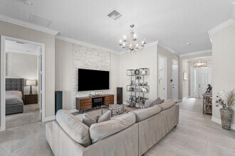 7891 Blue Tanzanite Way in Delray Beach, FL - Foto de edificio - Building Photo
