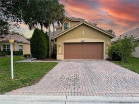 11224 NW 65th Ct in Parkland, FL - Building Photo