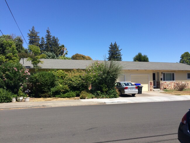 property at 2730 Sonoma St