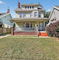 15235 Lakeshore Blvd in Cleveland, OH - Building Photo