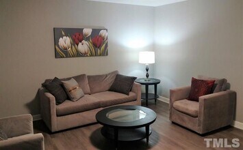 411 Rose Ln in Raleigh, NC - Building Photo - Building Photo