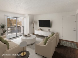 Forest Pointe in Grand Rapids, MI - Building Photo