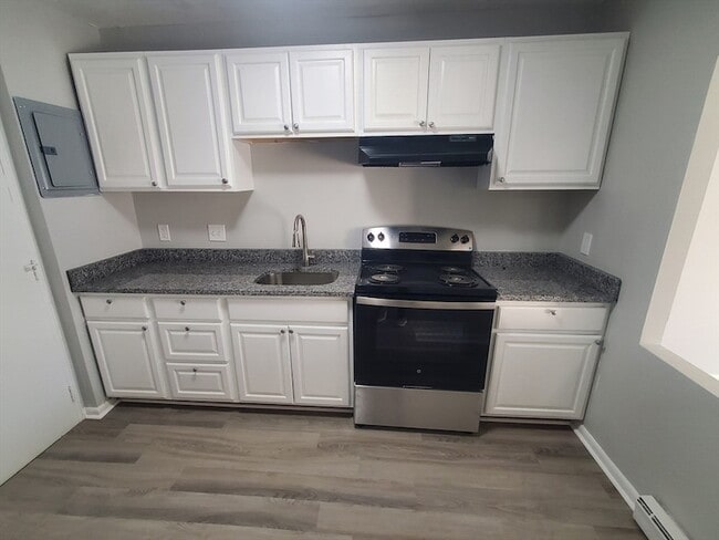 property at 760 Cummins Hwy