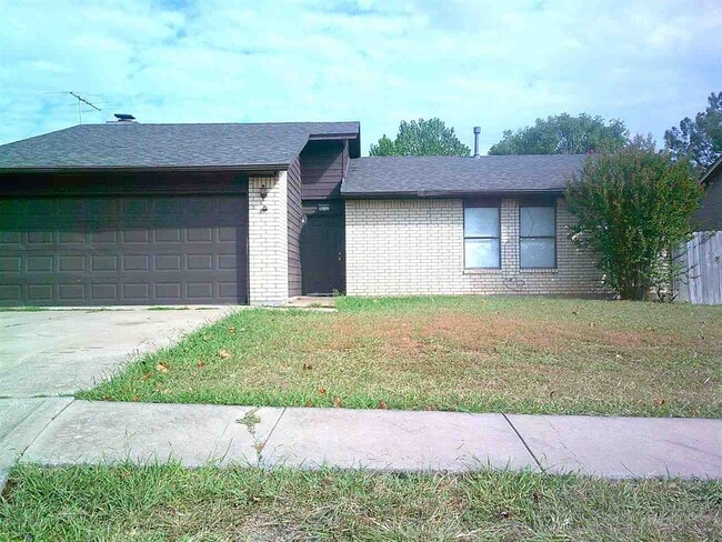 property at 6777 SW Chaucer Dr
