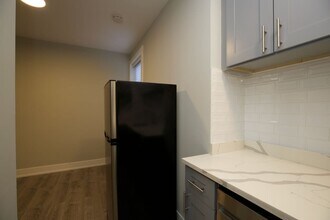 508 W Belmont Ave in Chicago, IL - Building Photo - Building Photo