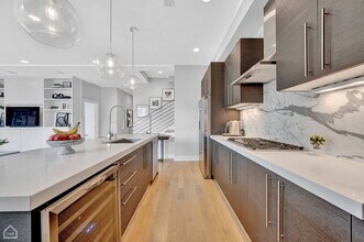 1312 W Madison St in Chicago, IL - Building Photo - Building Photo