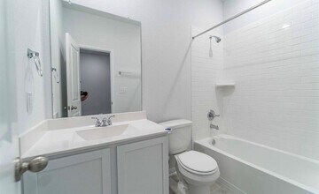 14397 High Hl Dr in Conroe, TX - Building Photo - Building Photo