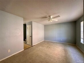 8 Sugar Cane Dr in Weslaco, TX - Building Photo - Building Photo