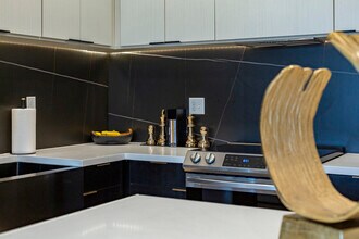 Mckenzie in Clayton, MO - Building Photo - Building Photo