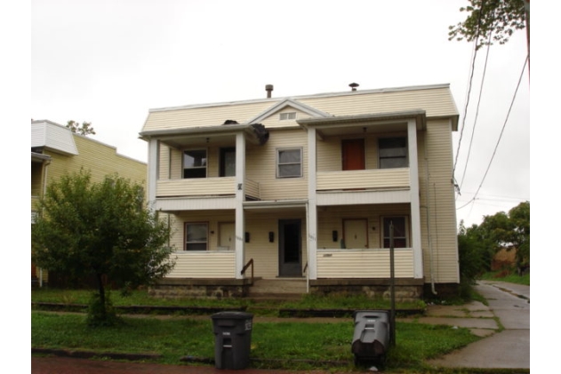 1009-1011 Kelsey Ave in Toledo, OH - Building Photo