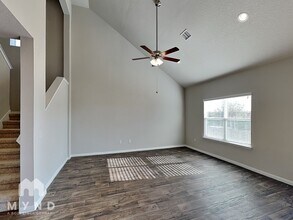 11125 Pack Wagon Trail in Austin, TX - Foto de edificio - Building Photo