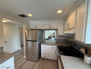 190 Pebble Beach Blvd in Naples, FL - Building Photo - Building Photo