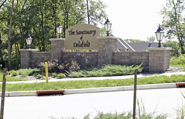 The Sanctuary Condominiums in Delafield, WI - Building Photo - Building Photo