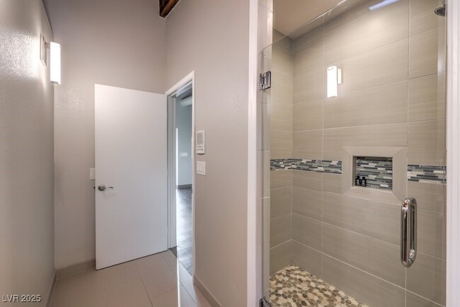 property at 2070 Irwin Cir