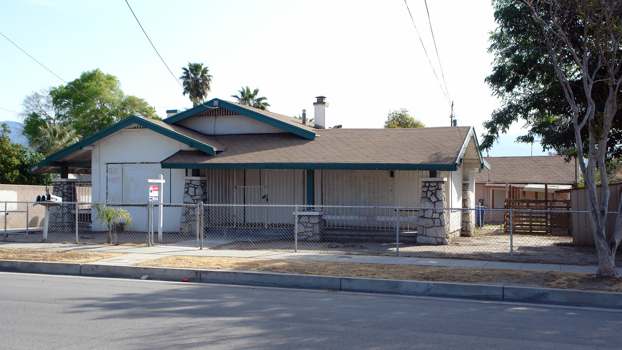 1031 N F St in San Bernardino, CA - Building Photo