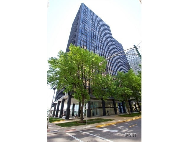 property at 910 N Lake Shore Dr