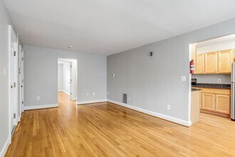 752 9th St SE in Washington, DC - Building Photo - Building Photo