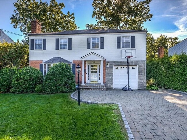 property at 106 New Wilmot Rd