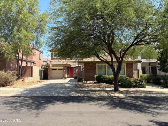 16054 W Shangri La Rd in Surprise, AZ - Building Photo - Building Photo
