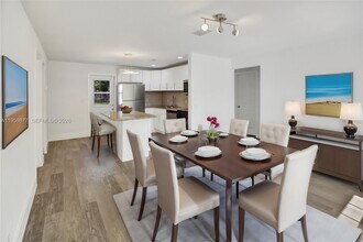 2311 Fletcher St in Hollywood, FL - Building Photo - Building Photo