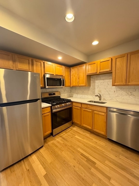 393 W Broadway in Boston, MA - Building Photo - Building Photo