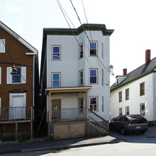 20 King St in Biddeford, ME - Foto de edificio - Building Photo