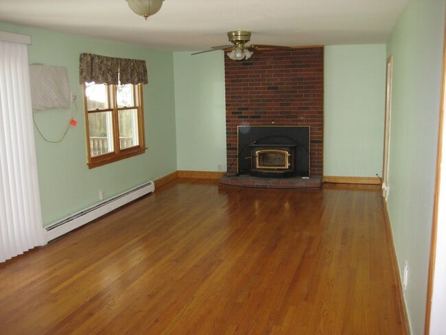 7 Boline Pl in Woburn, MA - Building Photo - Building Photo
