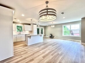 713 Hollie Wy in Lebanon, TN - Building Photo - Building Photo