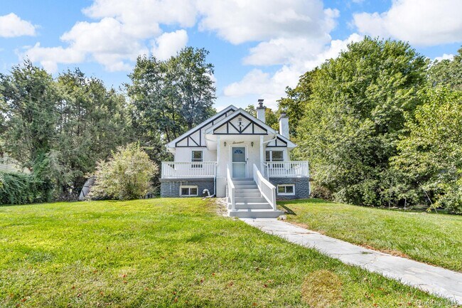 property at 17 N 1st St