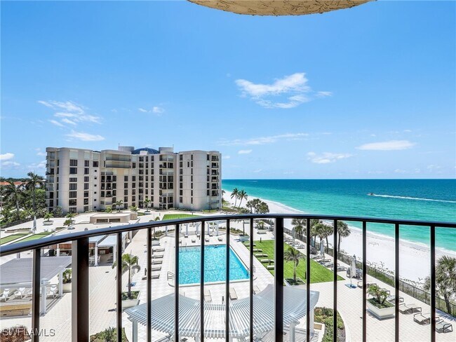 property at 3215 Gulf Shore Blvd N