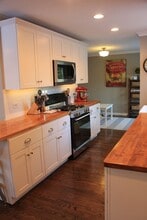 616 Greenview Pl in Lake Forest, IL - Building Photo - Building Photo