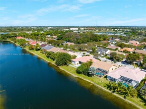 5354 NW 57th Way in Coral Springs, FL - Building Photo - Building Photo