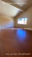 2521 Pinon Springs Cir in Bakersfield, CA - Building Photo - Building Photo